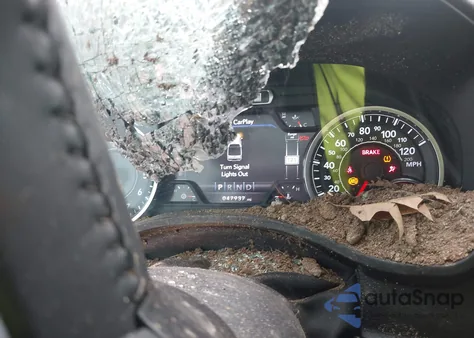 2022 Ram 1500 Big Horn 4X2 6'4 Box from USA, damaged, VIN 1C6RREBT4NN336947